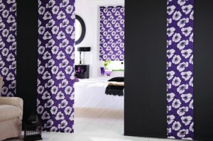 panel-poppy-purple-plaintex-black